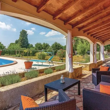 Vakantiehuis Angelina By Interhome